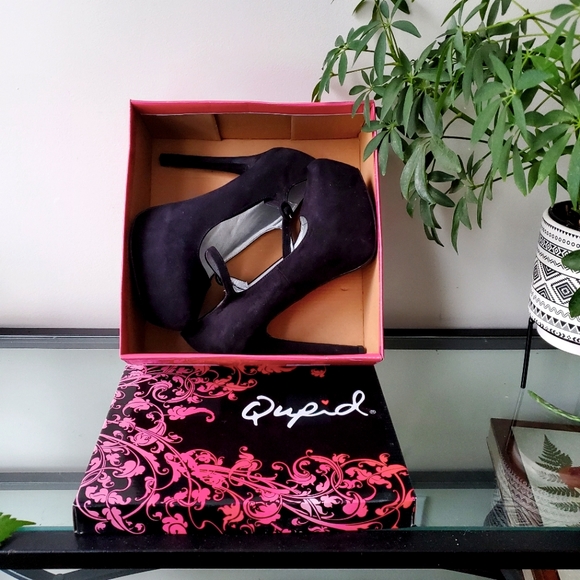 Black suede platform stilettos size 7 - Picture 4 of 4